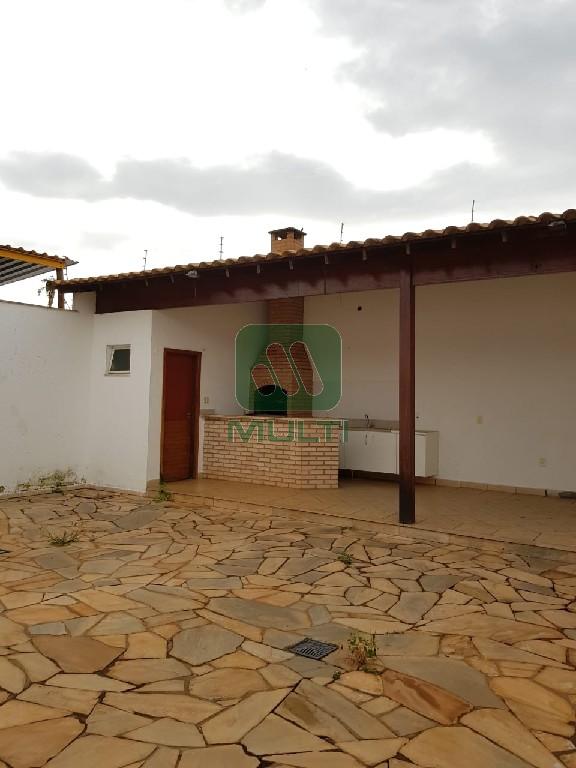 Casa à venda com 3 quartos, 200m² - Foto 11