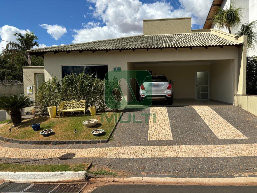 Casa de Condomínio à venda com 3 quartos, 199m² - Foto 2