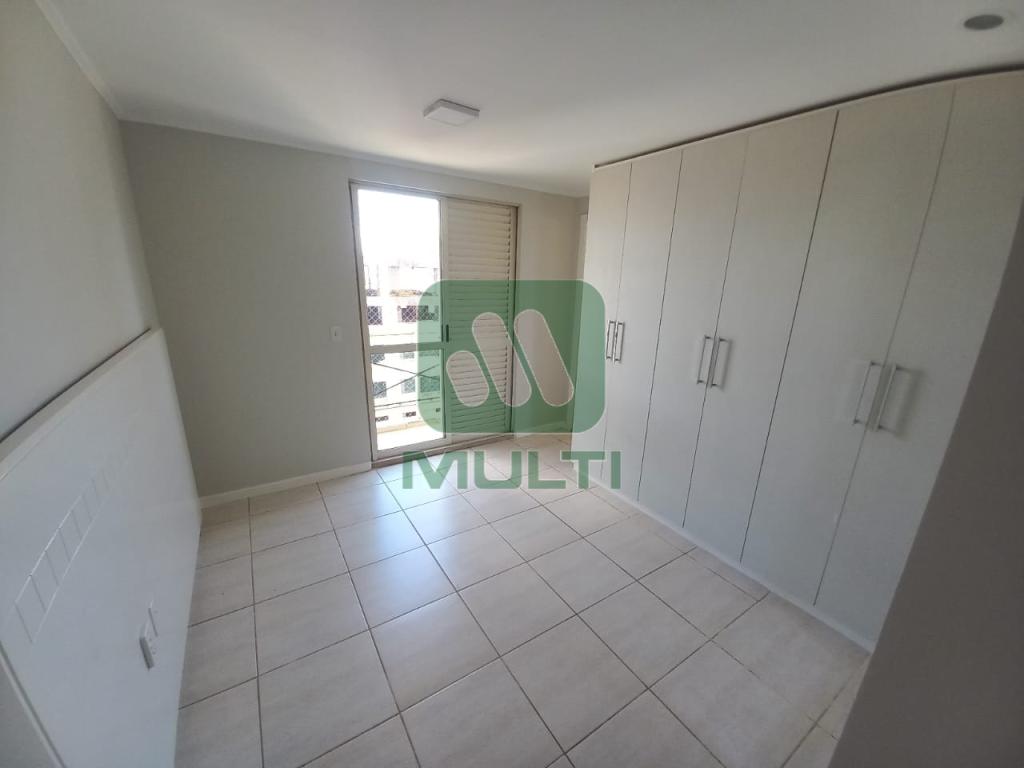 Apartamento à venda com 3 quartos, 180m² - Foto 10