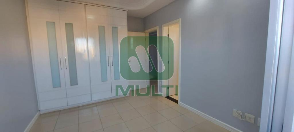 Cobertura à venda com 3 quartos, 220m² - Foto 9