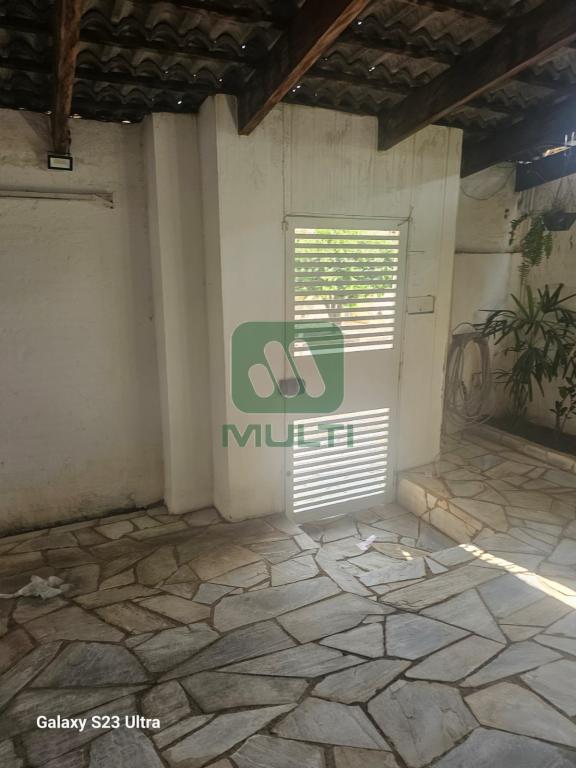 Casa à venda com 3 quartos, 200m² - Foto 28