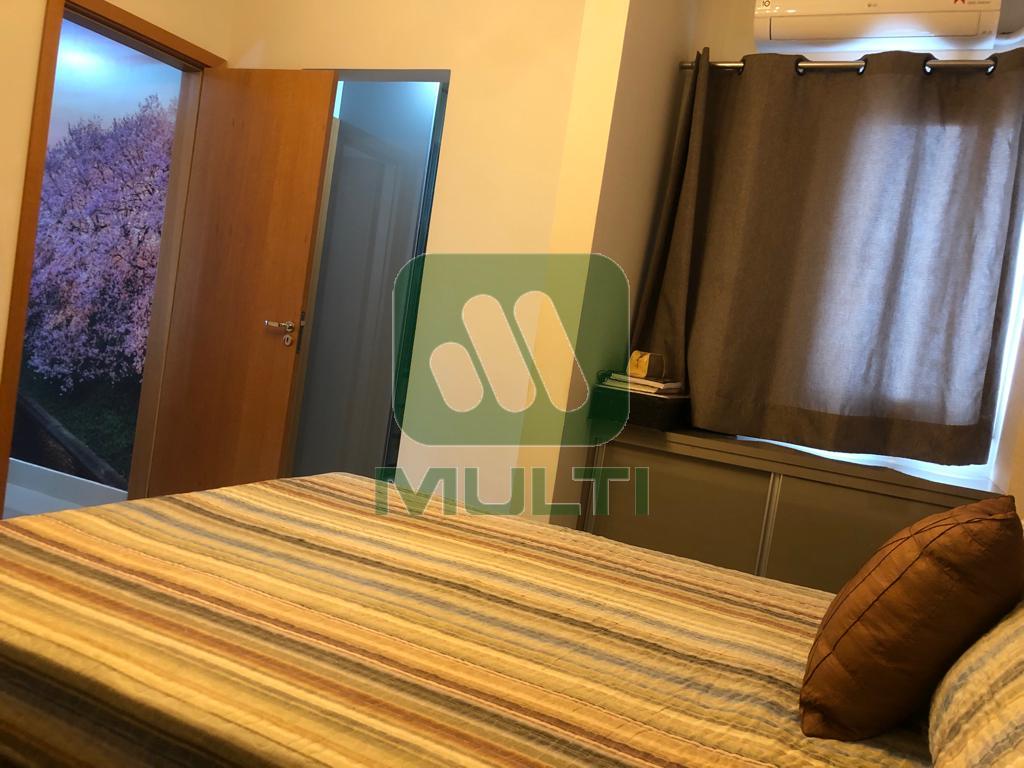 Apartamento à venda com 3 quartos, 129m² - Foto 11