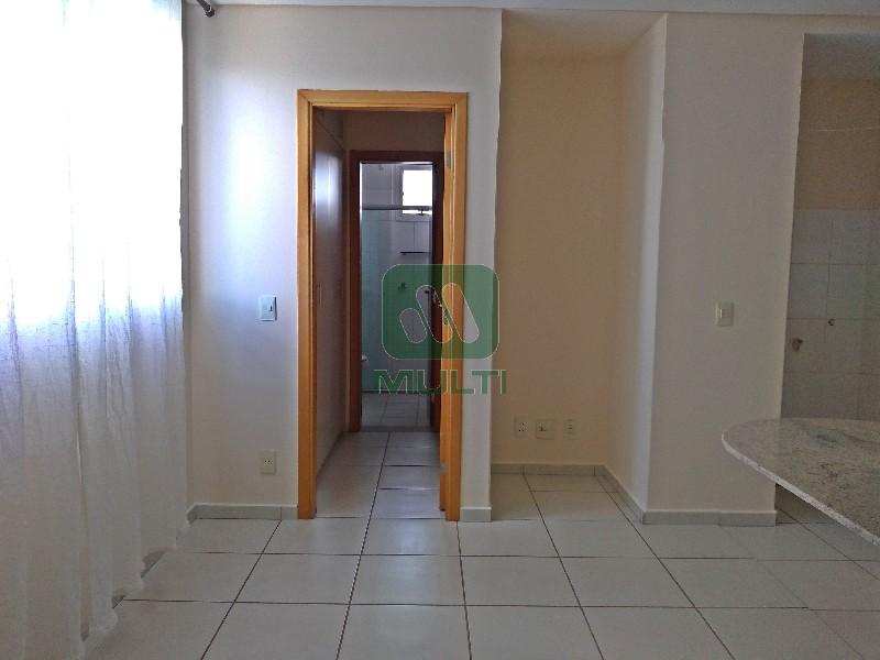 Apartamento à venda com 1 quarto, 45m² - Foto 1