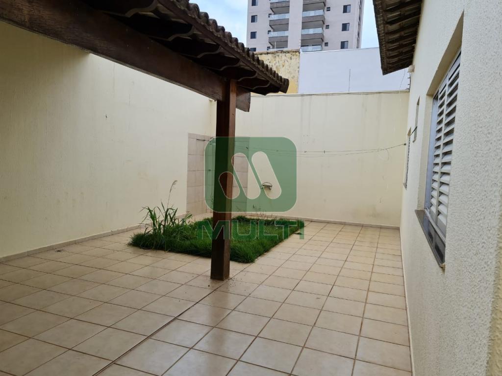 Casa à venda com 3 quartos, 164m² - Foto 19