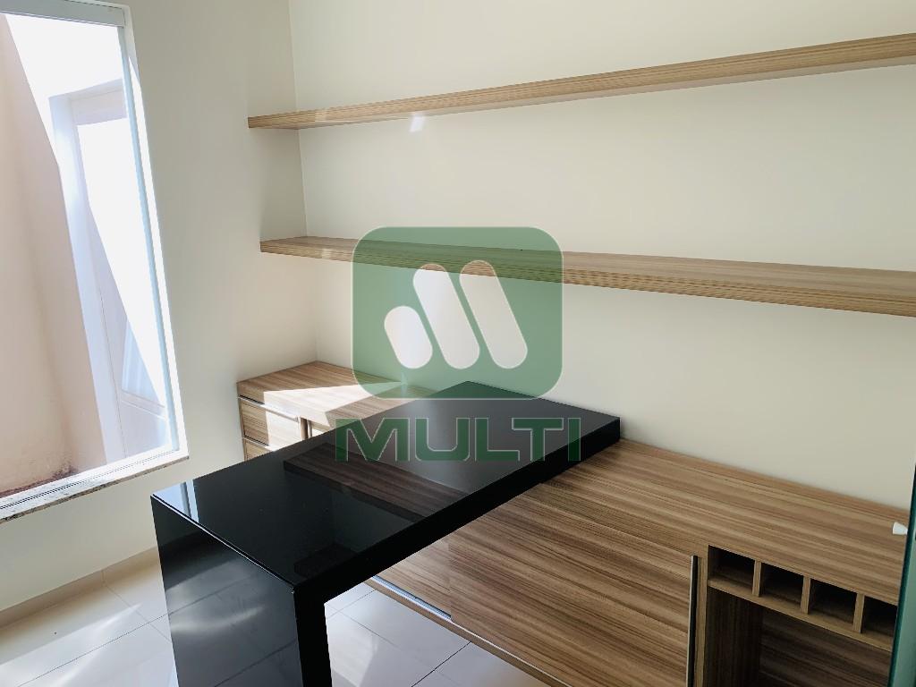 Casa à venda com 3 quartos, 250m² - Foto 52