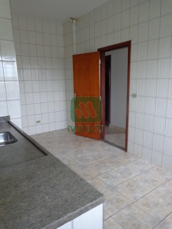 Prédio Inteiro à venda com 3 quartos, 170m² - Foto 1