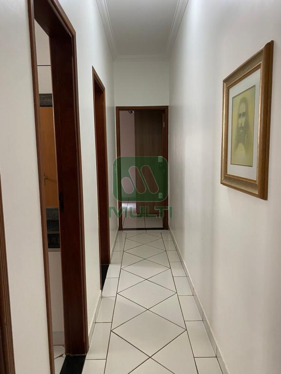 Casa à venda com 3 quartos, 190m² - Foto 10