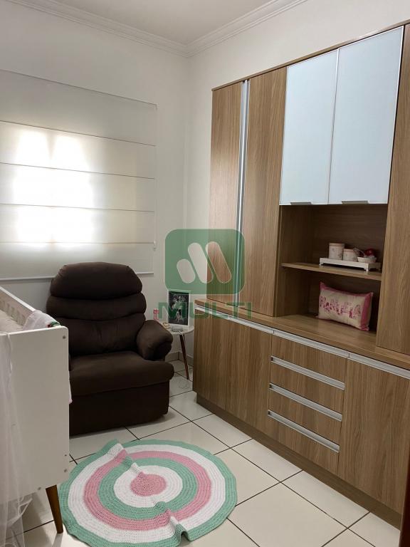 Casa à venda com 3 quartos, 190m² - Foto 12