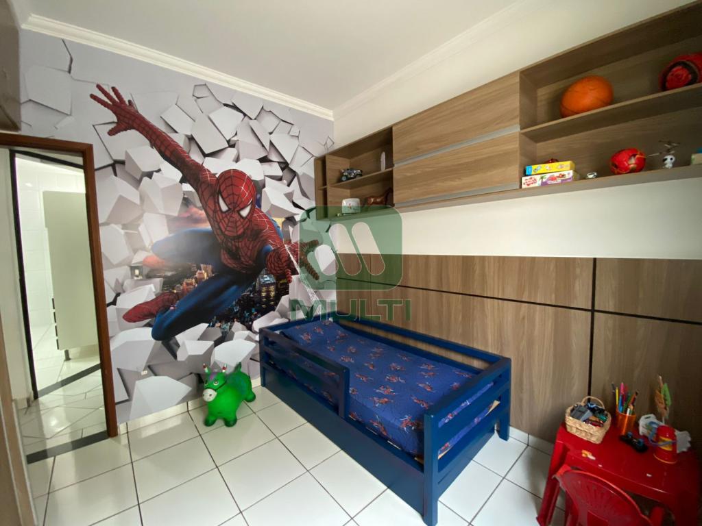 Casa à venda com 3 quartos, 190m² - Foto 16