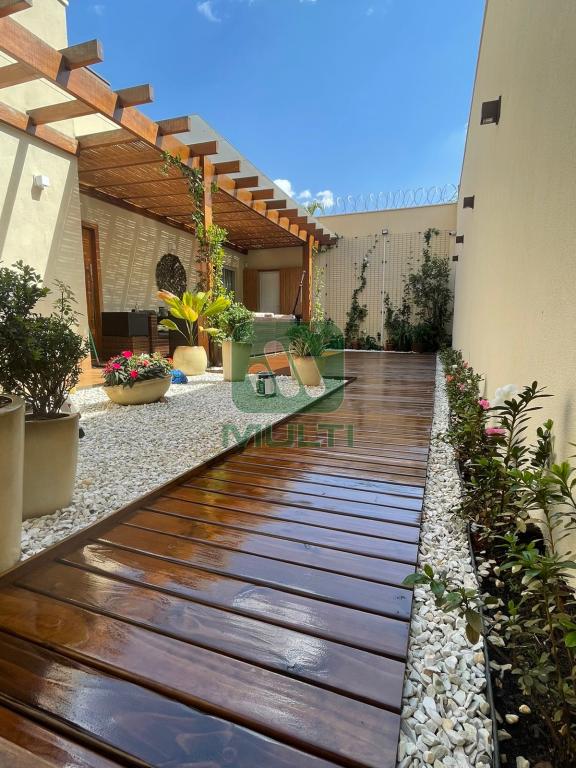 Casa à venda com 3 quartos, 220m² - Foto 24