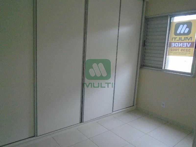 Apartamento à venda com 2 quartos, 72m² - Foto 5