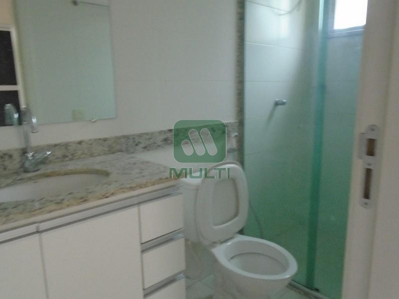 Apartamento à venda com 2 quartos, 72m² - Foto 9