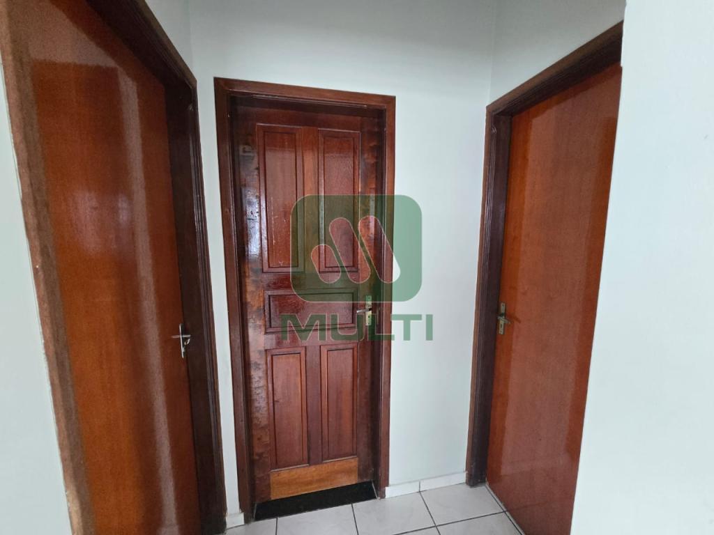 Casa à venda com 3 quartos, 140m² - Foto 7