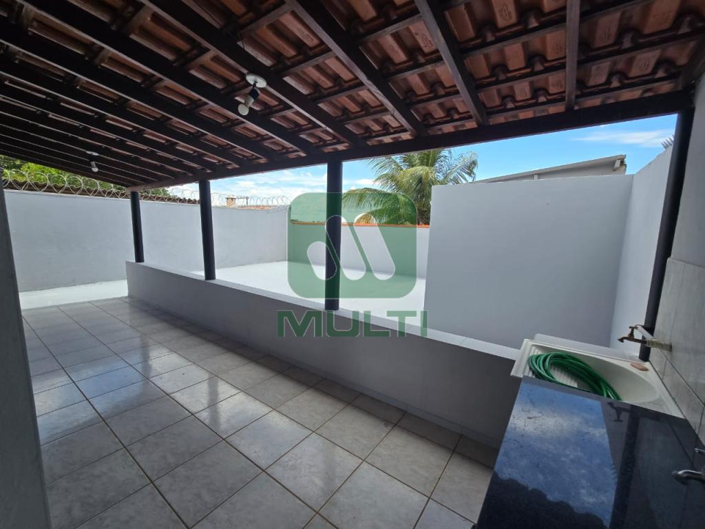 Casa à venda com 3 quartos, 140m² - Foto 12