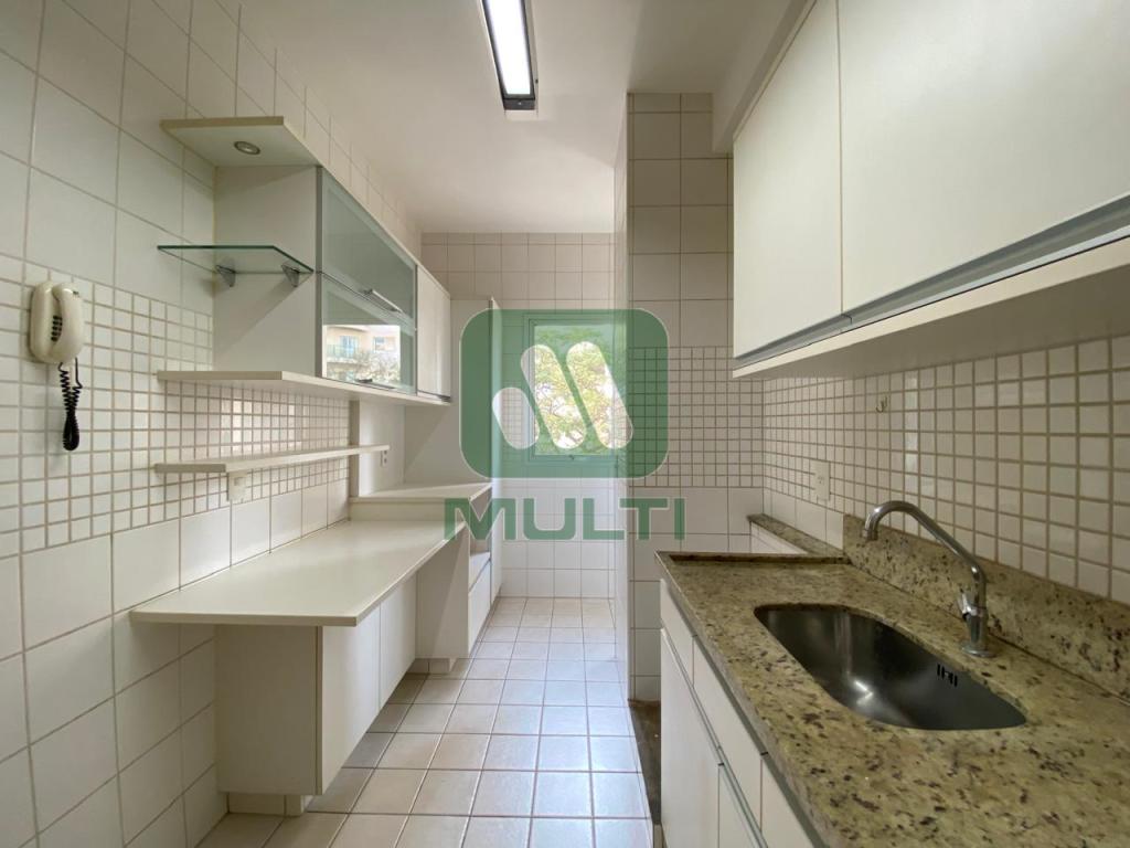 Apartamento à venda com 1 quarto, 60m² - Foto 5