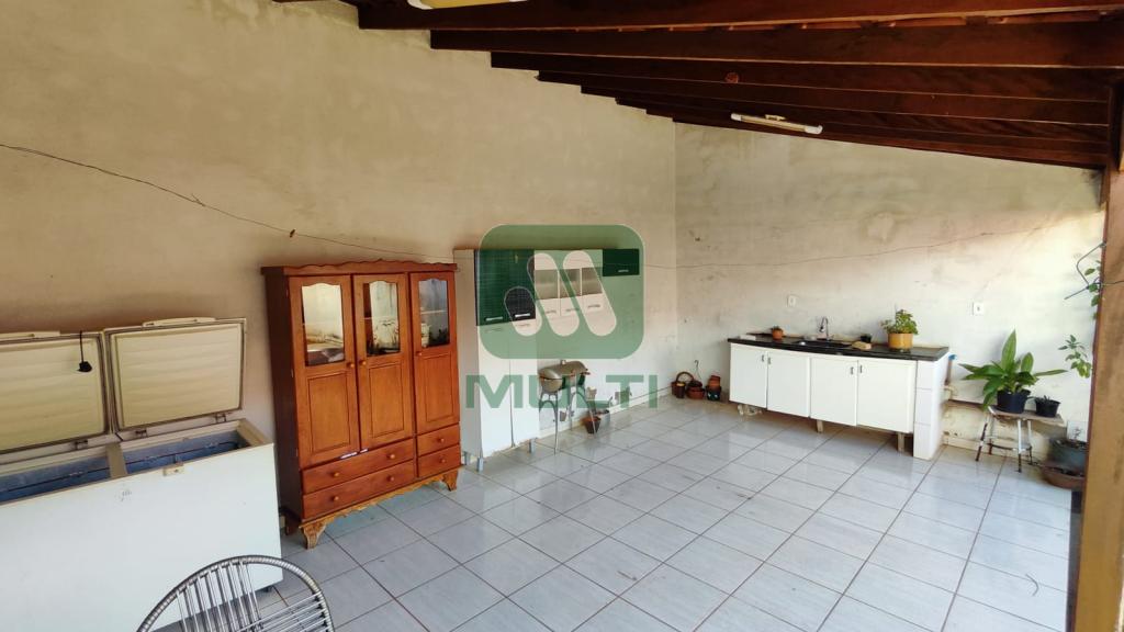 Casa à venda com 4 quartos, 170m² - Foto 10