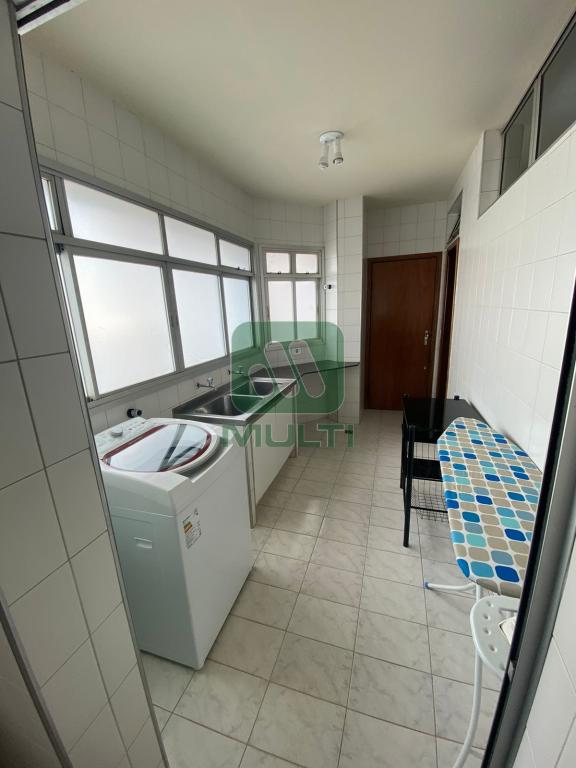 Apartamento à venda com 3 quartos, 165m² - Foto 11