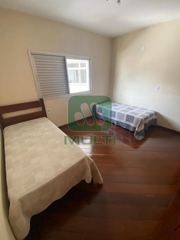 Apartamento à venda com 3 quartos, 165m² - Foto 17