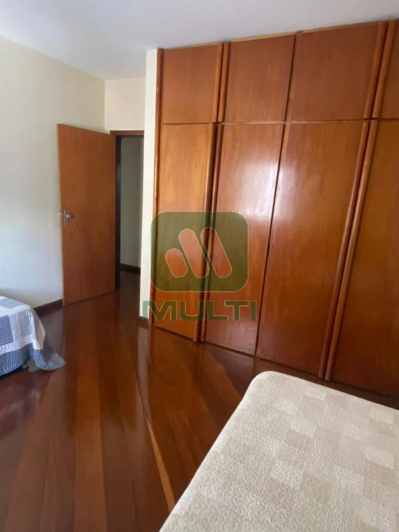 Apartamento à venda com 3 quartos, 165m² - Foto 18