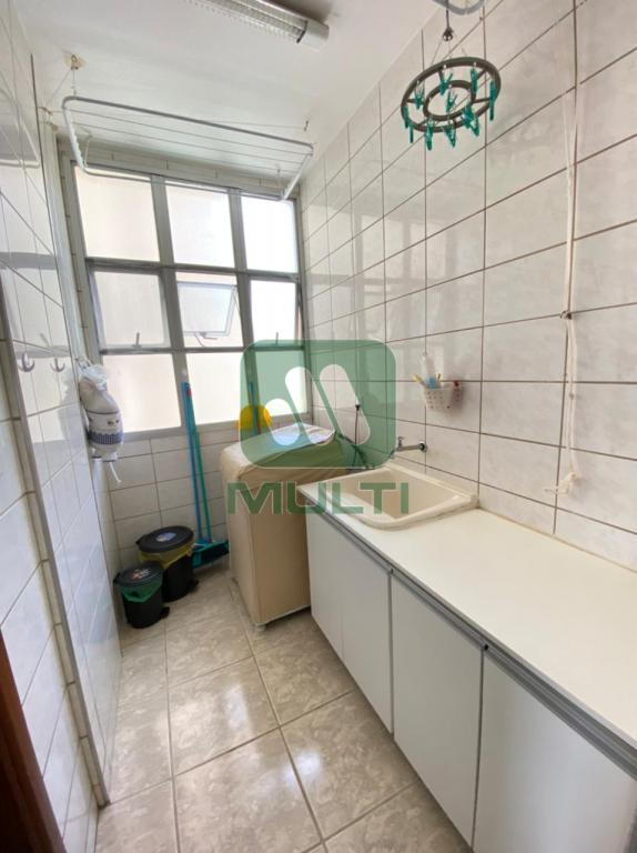 Apartamento à venda com 3 quartos, 120m² - Foto 7