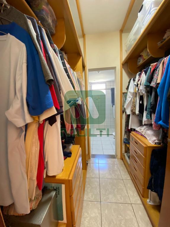 Apartamento à venda com 3 quartos, 120m² - Foto 16