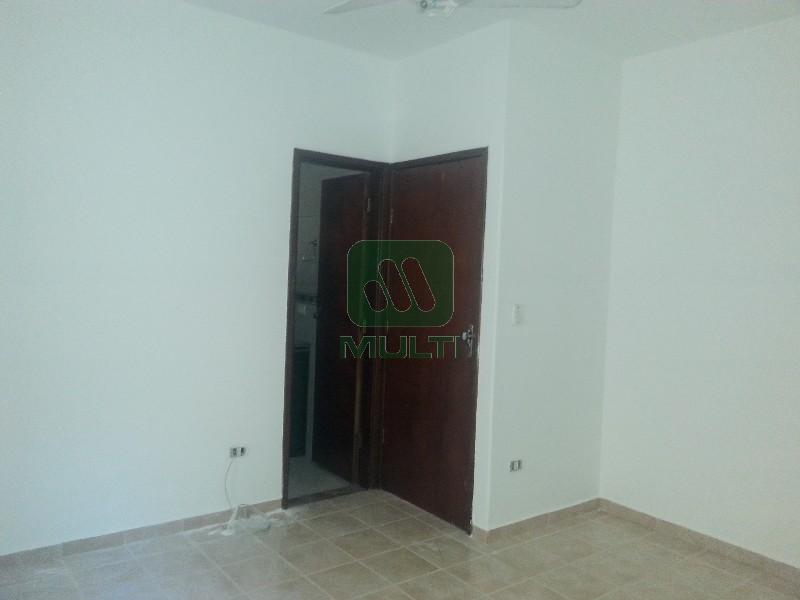 Casa à venda com 3 quartos, 140m² - Foto 13