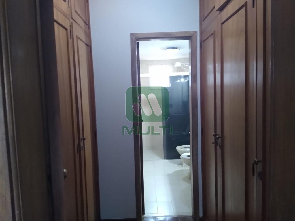 Apartamento à venda com 4 quartos, 230m² - Foto 25