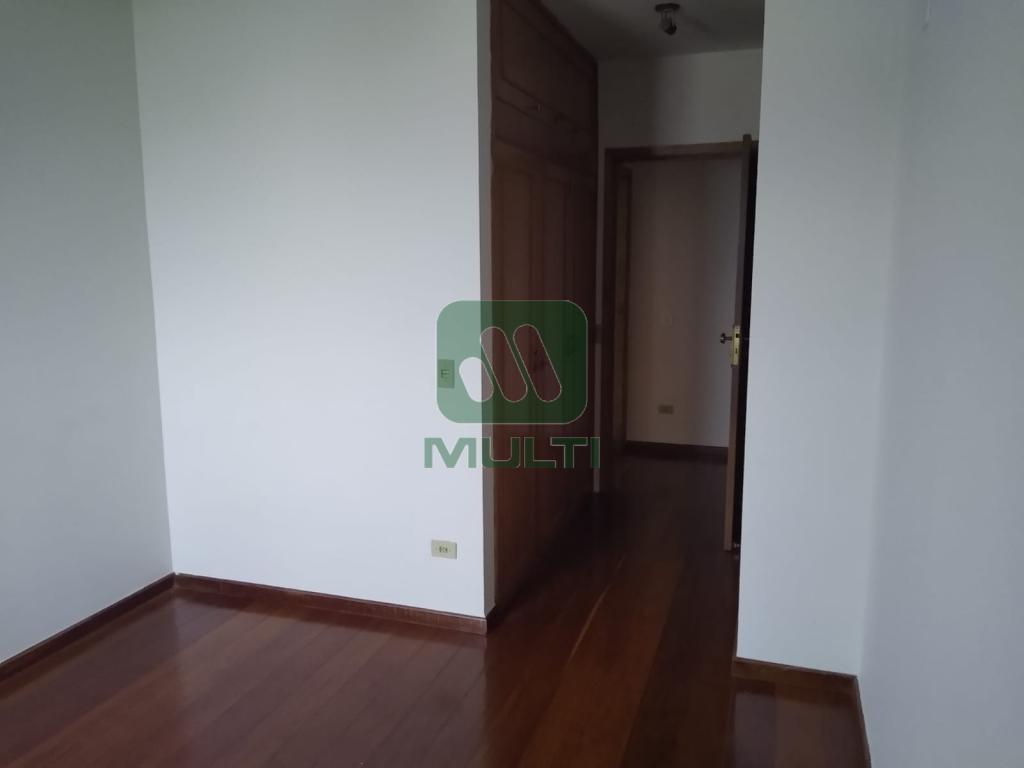 Apartamento à venda com 4 quartos, 230m² - Foto 28