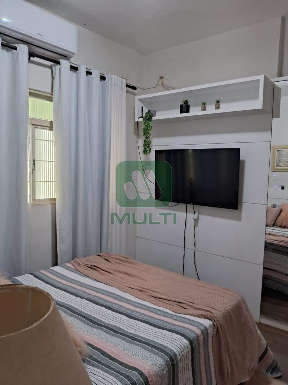 Casa à venda com 3 quartos, 200m² - Foto 22