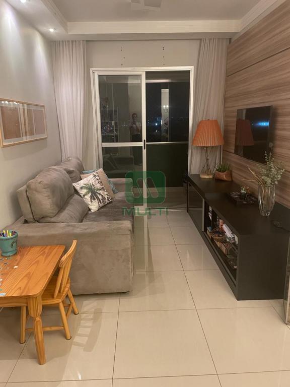 Apartamento à venda com 3 quartos, 85m² - Foto 4