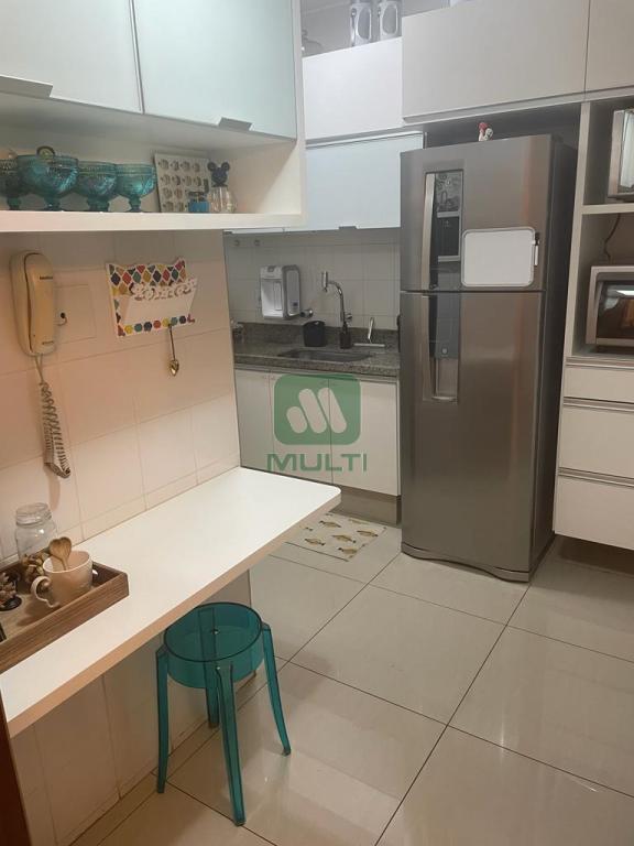 Apartamento à venda com 3 quartos, 85m² - Foto 6