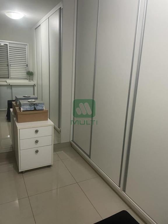 Apartamento à venda com 3 quartos, 85m² - Foto 15