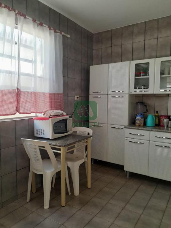 Casa à venda com 3 quartos, 180m² - Foto 5