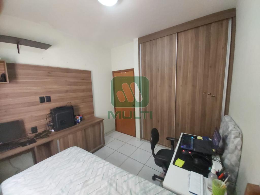 Casa à venda com 3 quartos, 130m² - Foto 9