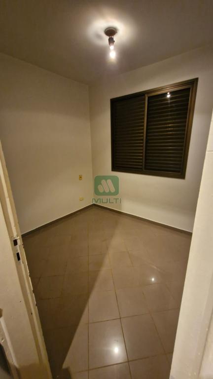 Apartamento à venda com 2 quartos, 60m² - Foto 12