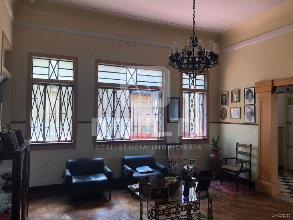 Casa à venda com 4 quartos, 403m² - Foto 7