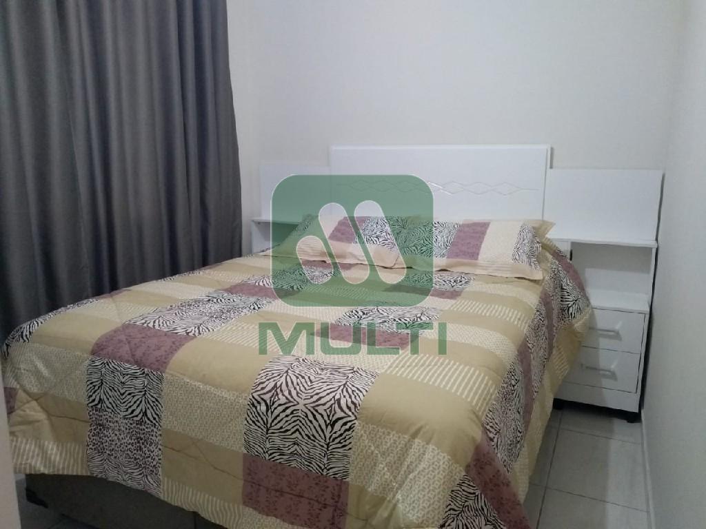 Casa à venda com 3 quartos, 160m² - Foto 10