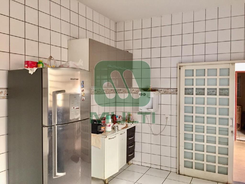 Casa à venda com 6 quartos, 400m² - Foto 11