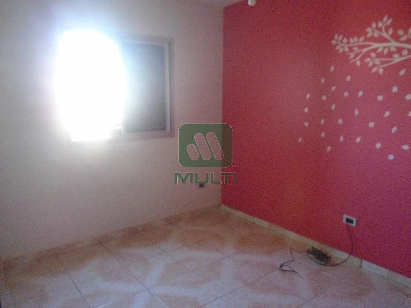 Apartamento à venda com 3 quartos, 125m² - Foto 2