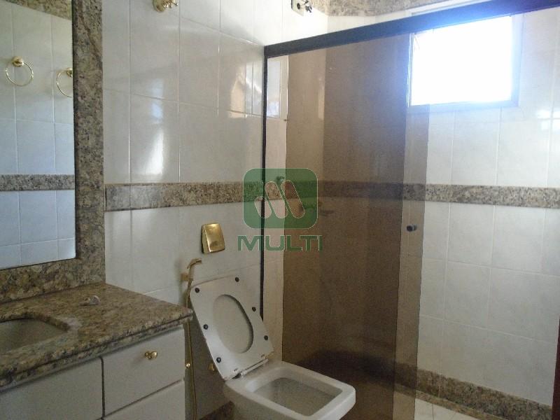 Apartamento à venda com 3 quartos, 125m² - Foto 9