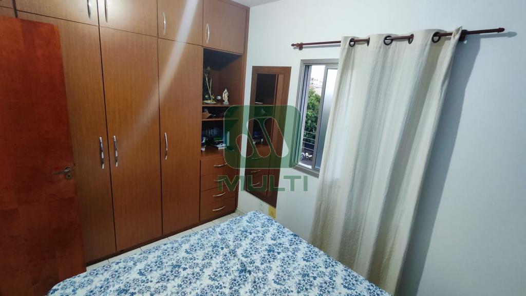 Apartamento à venda com 2 quartos, 65m² - Foto 6