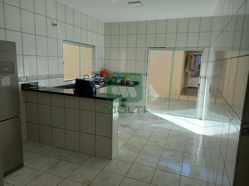 Casa à venda com 3 quartos, 180m² - Foto 13