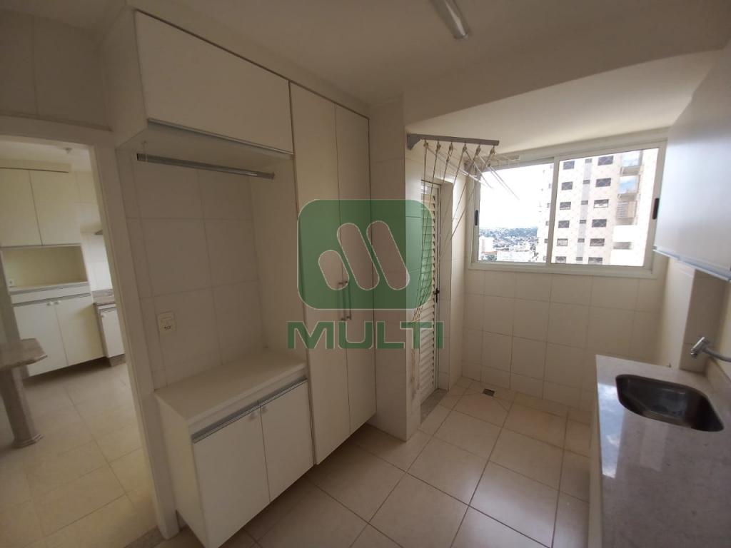 Apartamento à venda com 4 quartos, 168m² - Foto 7