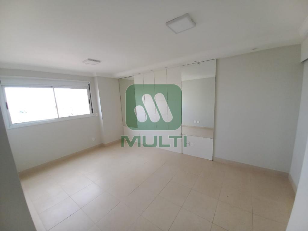 Apartamento à venda com 4 quartos, 168m² - Foto 13