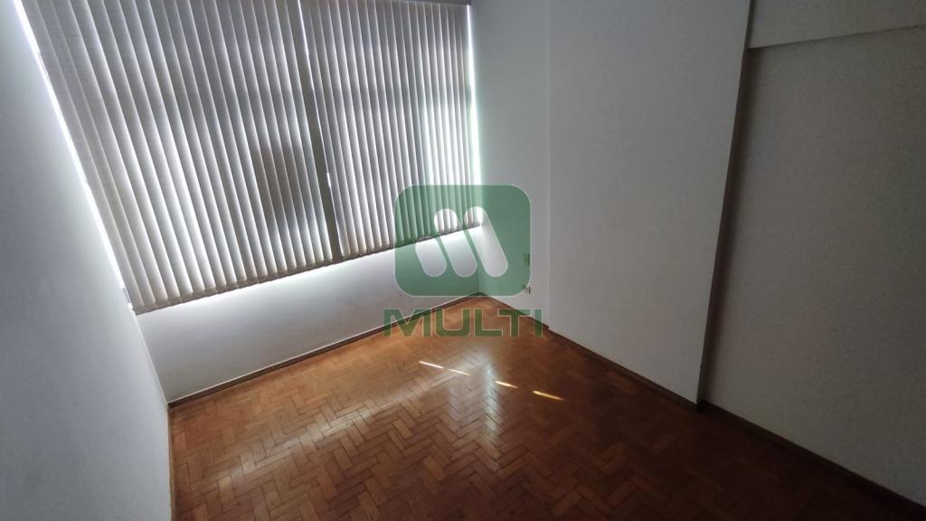 Apartamento à venda com 4 quartos, 172m² - Foto 13