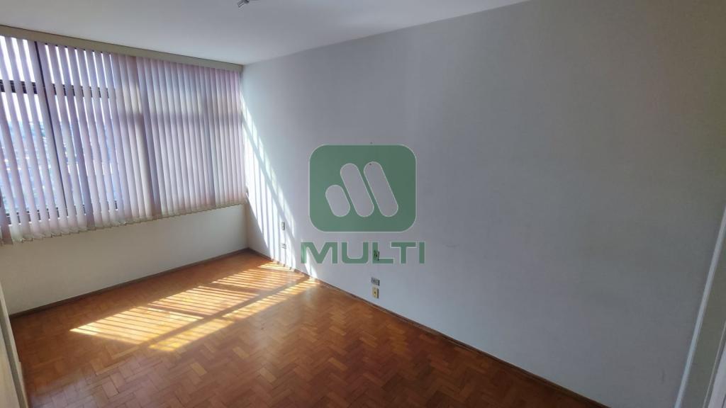 Apartamento à venda com 4 quartos, 172m² - Foto 16