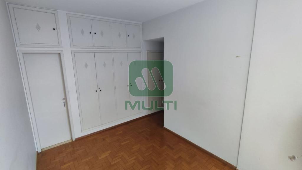 Apartamento à venda com 4 quartos, 172m² - Foto 18