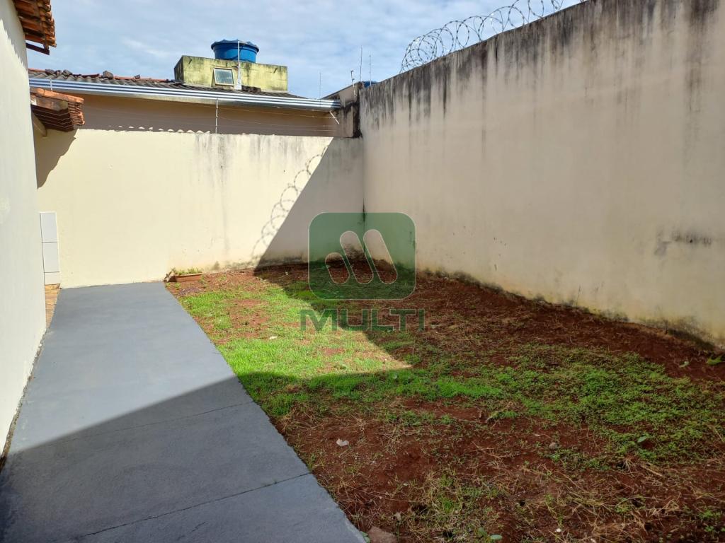 Casa à venda com 3 quartos, 97m² - Foto 12