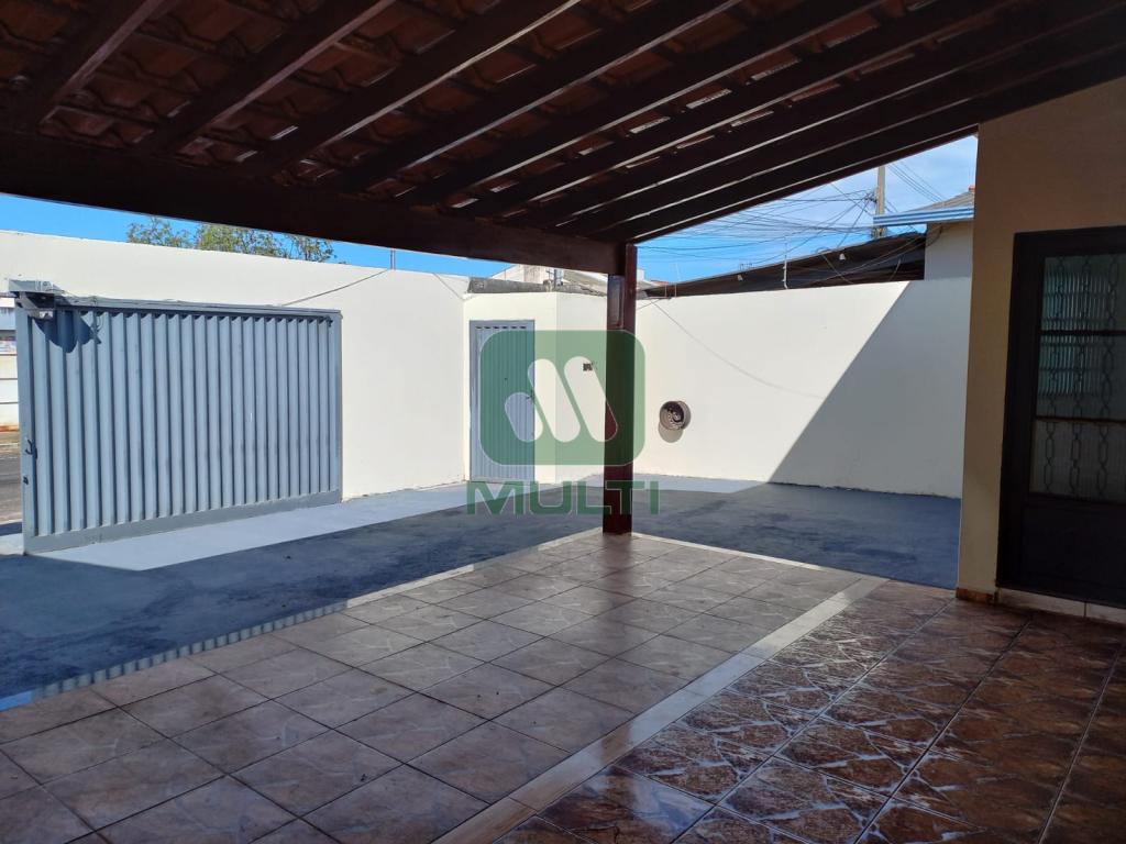 Casa à venda com 3 quartos, 97m² - Foto 14