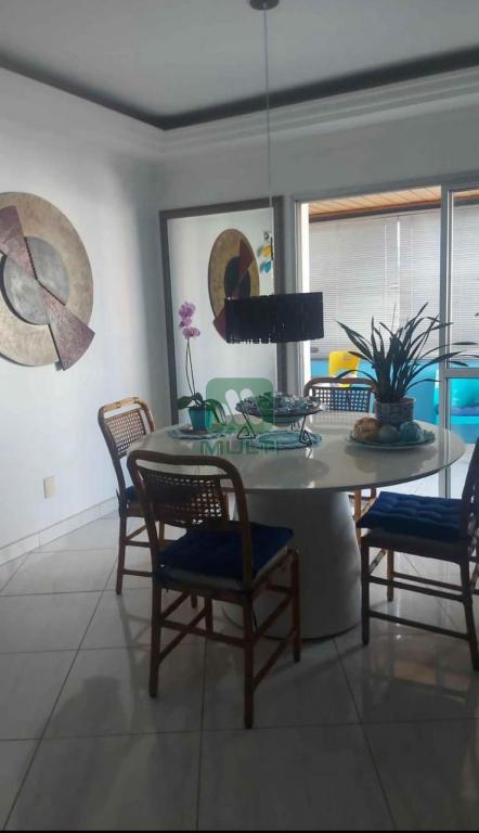 Apartamento à venda com 3 quartos, 130m² - Foto 6